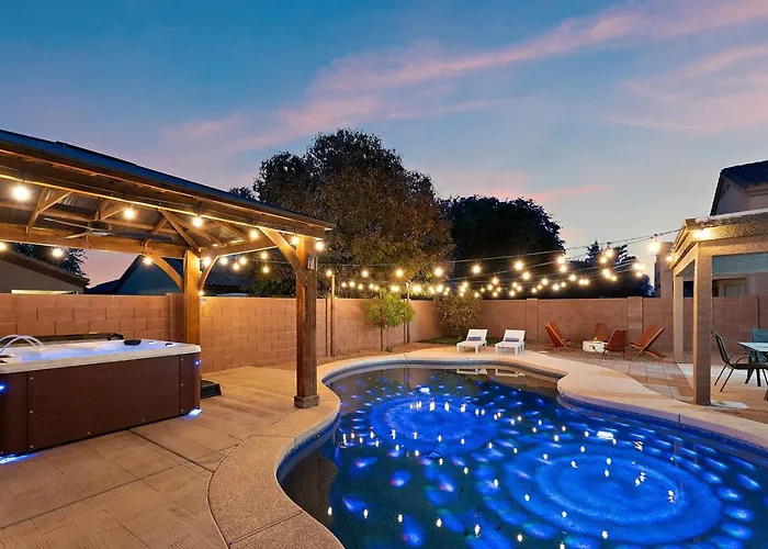 Float Fun Retreat Pool Hot Tub Fire Pit Foosball Pool Table * Casa Grande